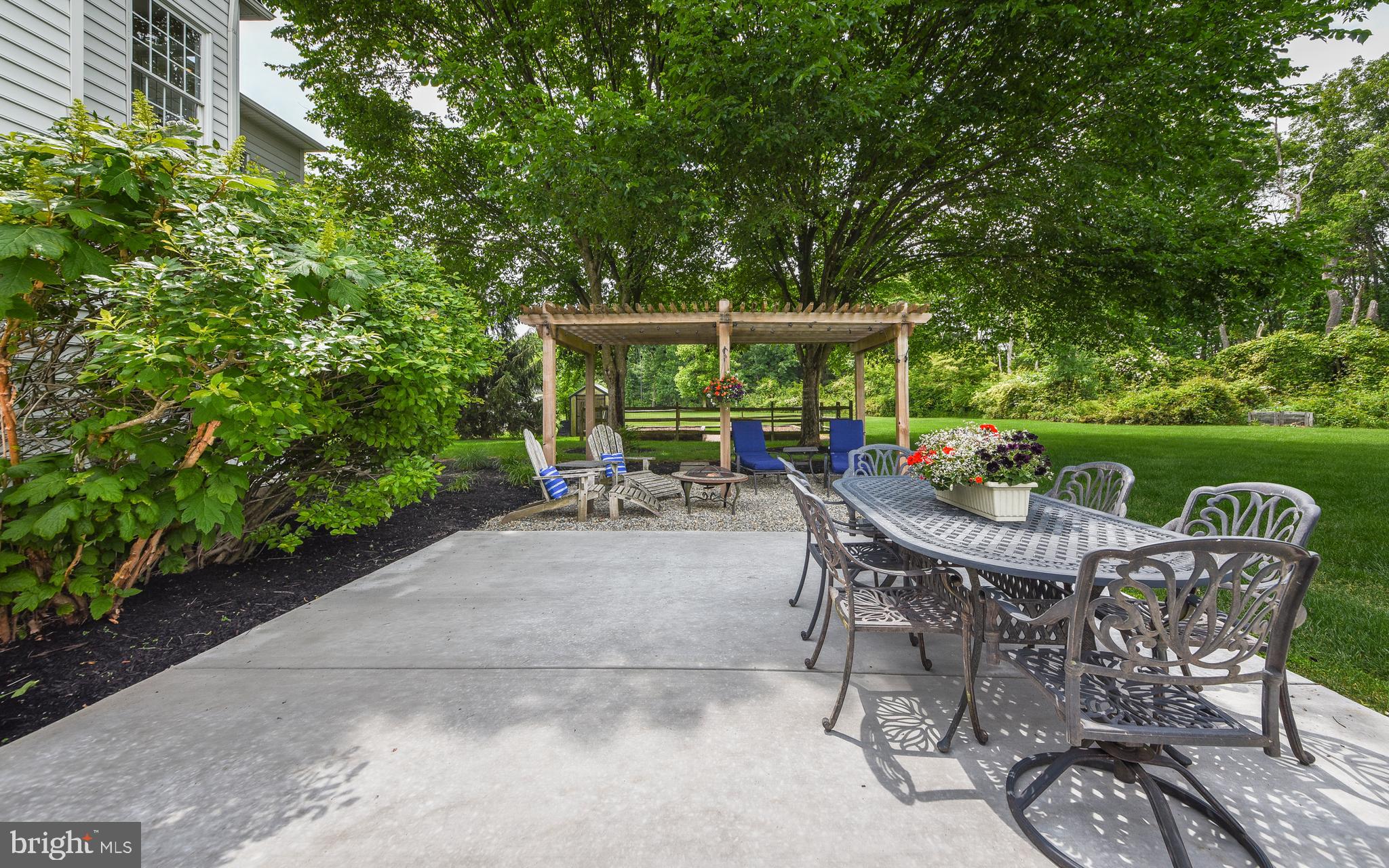 124 Clover Road Ivyland, PA 18974 - Photo 34 of 41 Patio