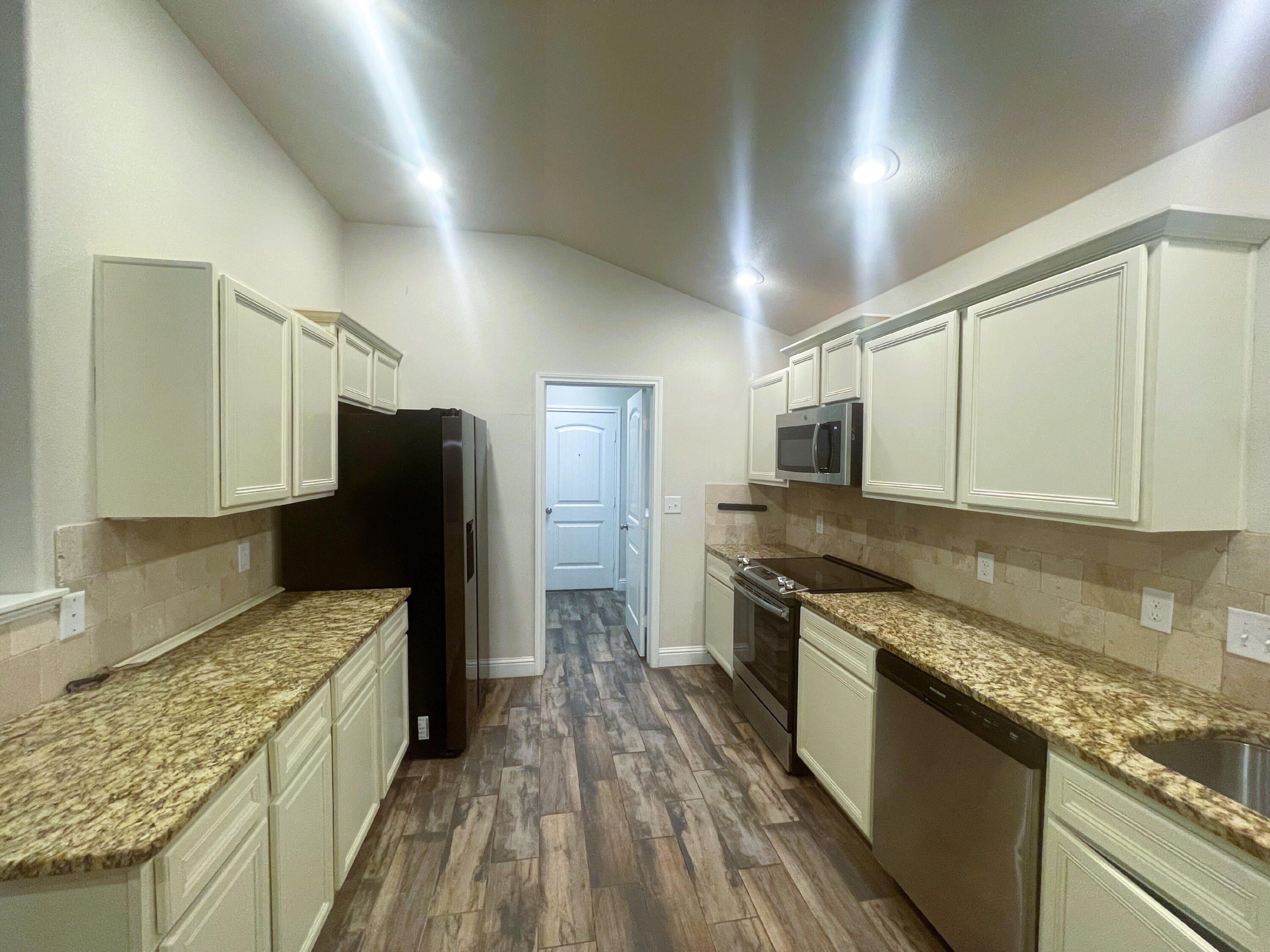 7114 36th Street Lubbock, TX 79407 - Photo 8 of 13 IMG_1272