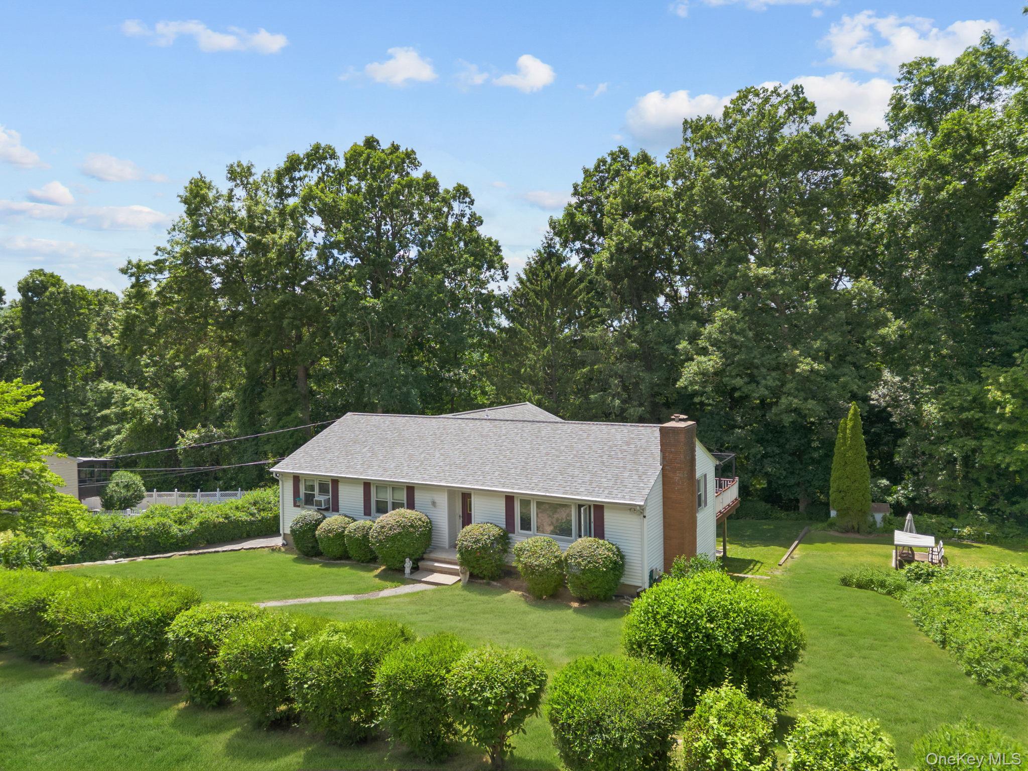 25 Harmony Road Brewster, NY 10509 - Photo 4 of 42