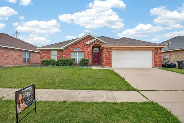 $2,400 | 1507 Powder Horn Lane, Arlington, TX 76018
