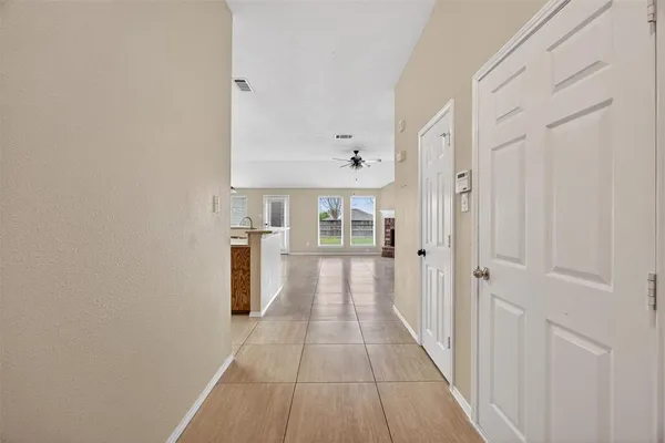 $2,400 | 1507 Powder Horn Lane, Arlington, TX 76018