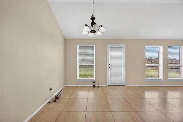 $2,400 | 1507 Powder Horn Lane, Arlington, TX 76018