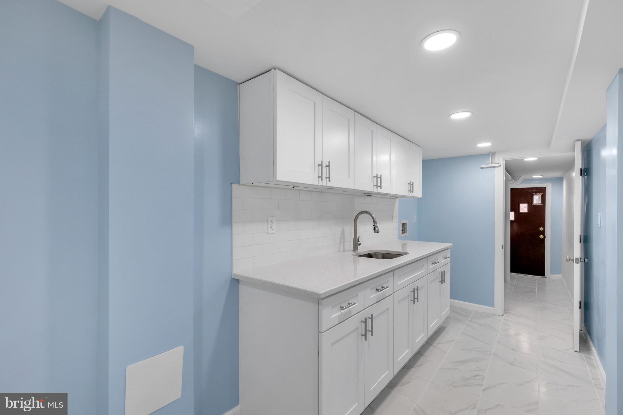 205 Glendale Road Upper Darby, PA 19082 - Photo 18 of 22