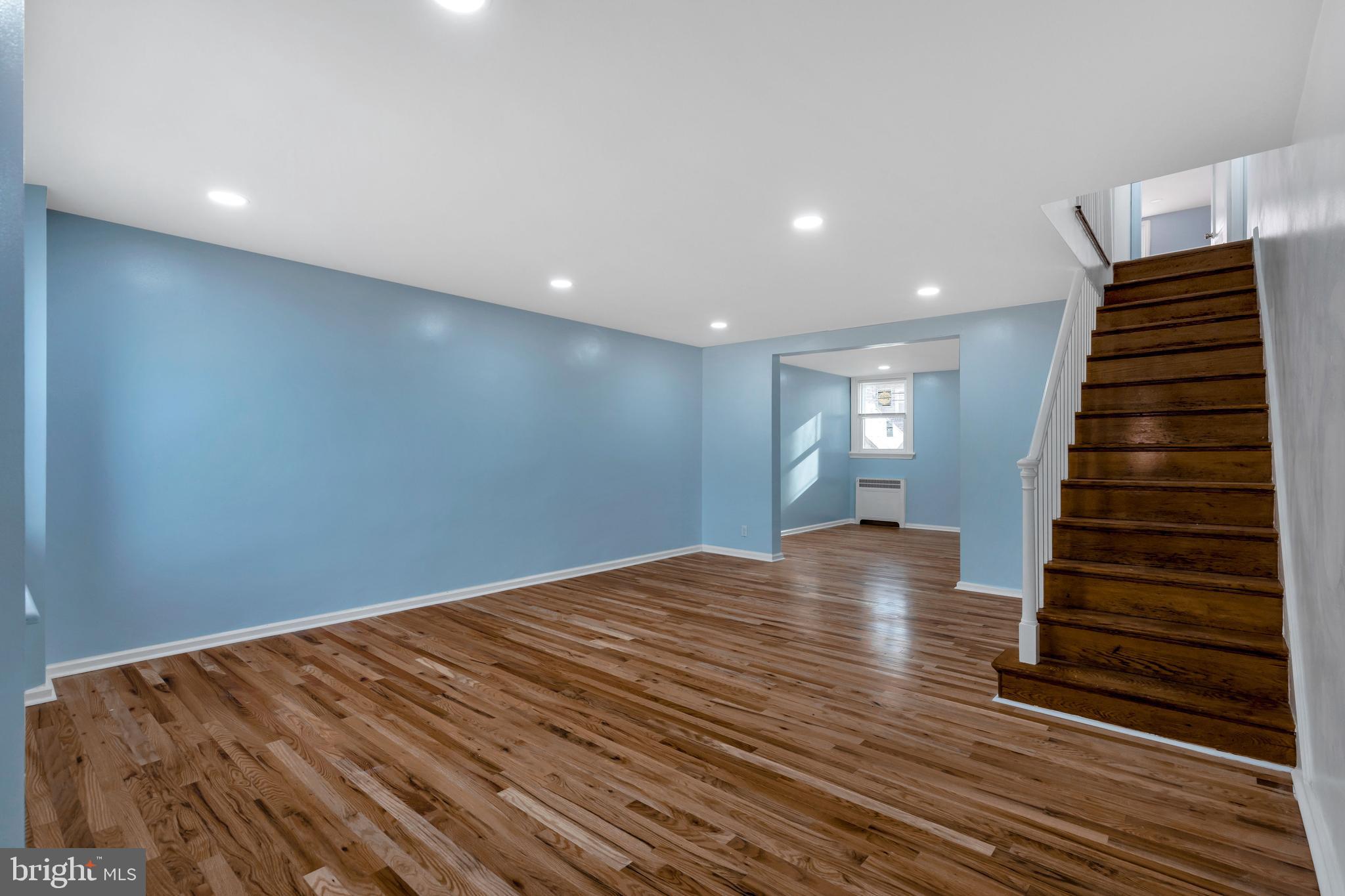 205 Glendale Road Upper Darby, PA 19082 - Photo 4 of 22