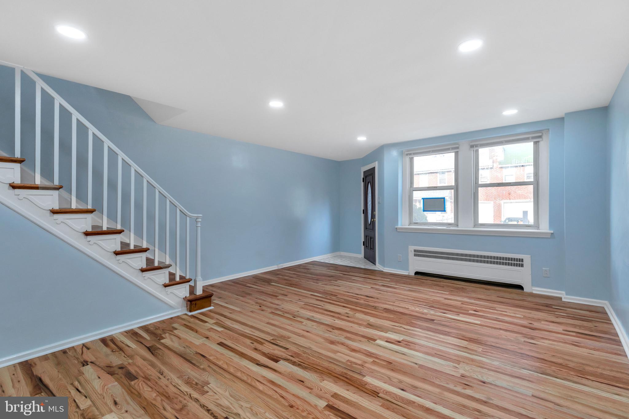 205 Glendale Road Upper Darby, PA 19082 - Photo 5 of 22