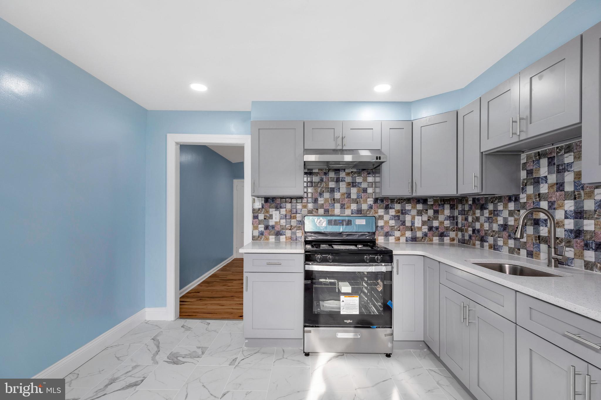 205 Glendale Road Upper Darby, PA 19082 - Photo 10 of 22