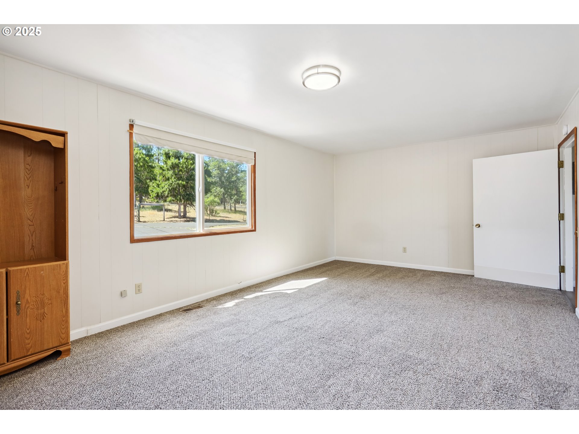 195 Woodland Road Goldendale, WA 98620 - Photo 23 of 44 Deck