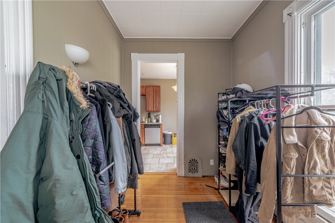 213-215 Oxford Street Rochester, NY 14607 - Photo 13 of 28