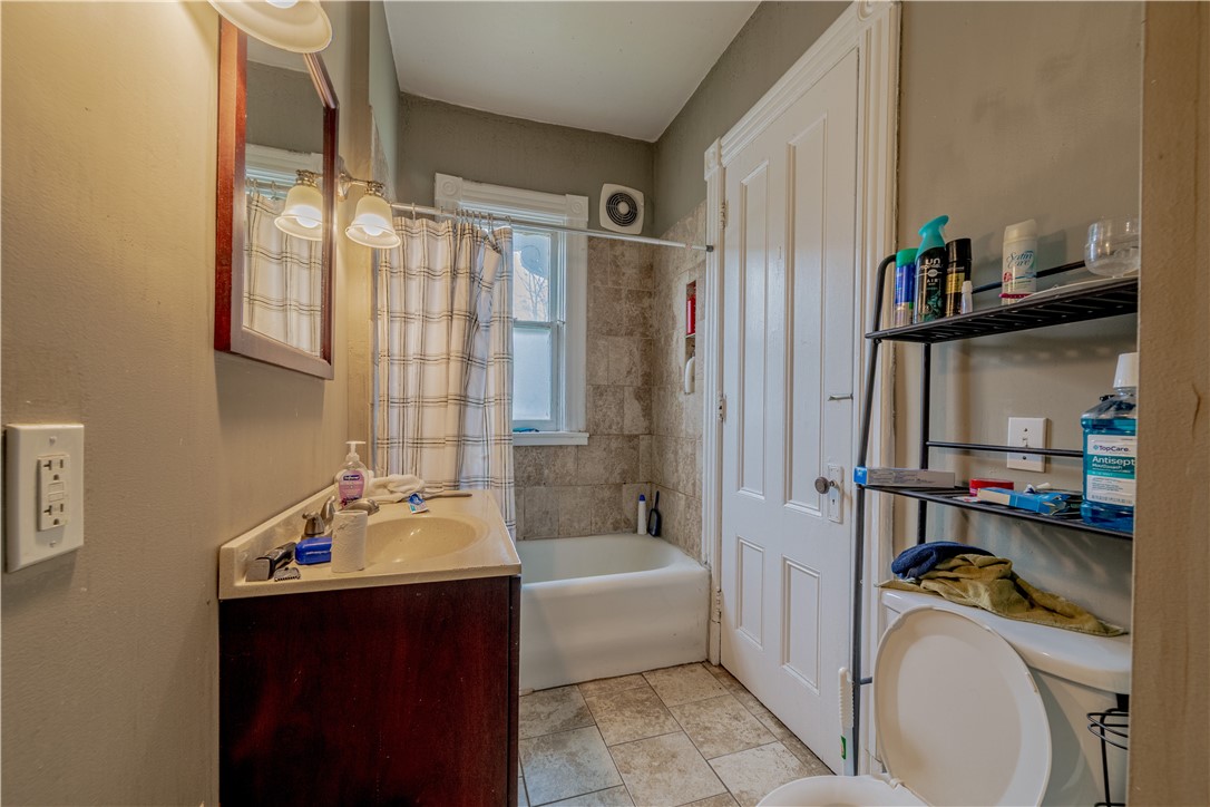 213-215 Oxford Street Rochester, NY 14607 - Photo 15 of 28