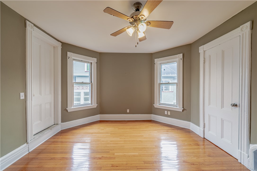 213-215 Oxford Street Rochester, NY 14607 - Photo 4 of 28