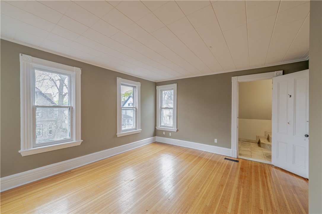 213-215 Oxford Street Rochester, NY 14607 - Photo 9 of 28