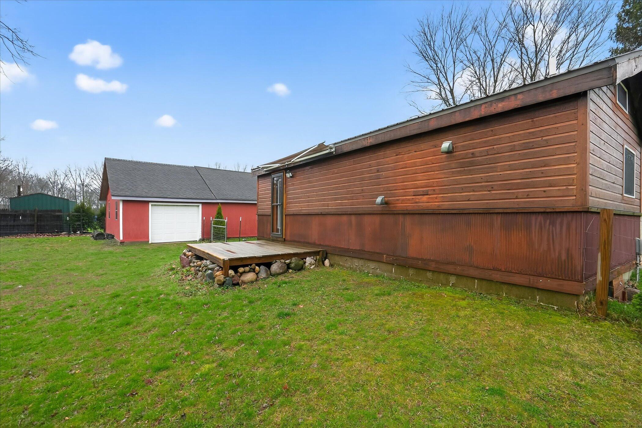 5135 11 MIle Road Burlington, MI 49029 - Photo 21 of 28 21-5135-11-MIle-Rd-WindowStill-Photograp