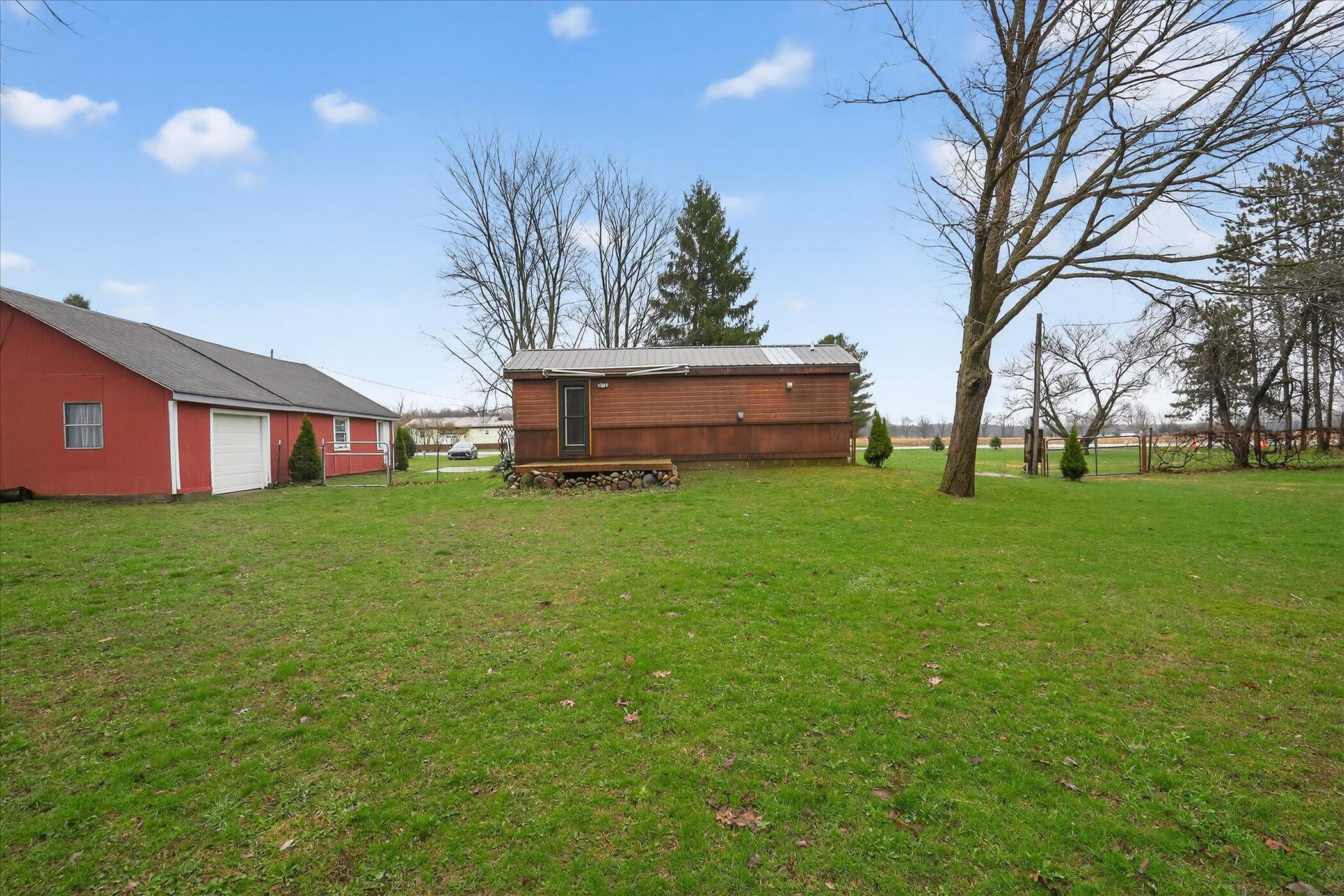 5135 11 MIle Road Burlington, MI 49029 - Photo 22 of 28 22-5135-11-MIle-Rd-WindowStill-Photograp