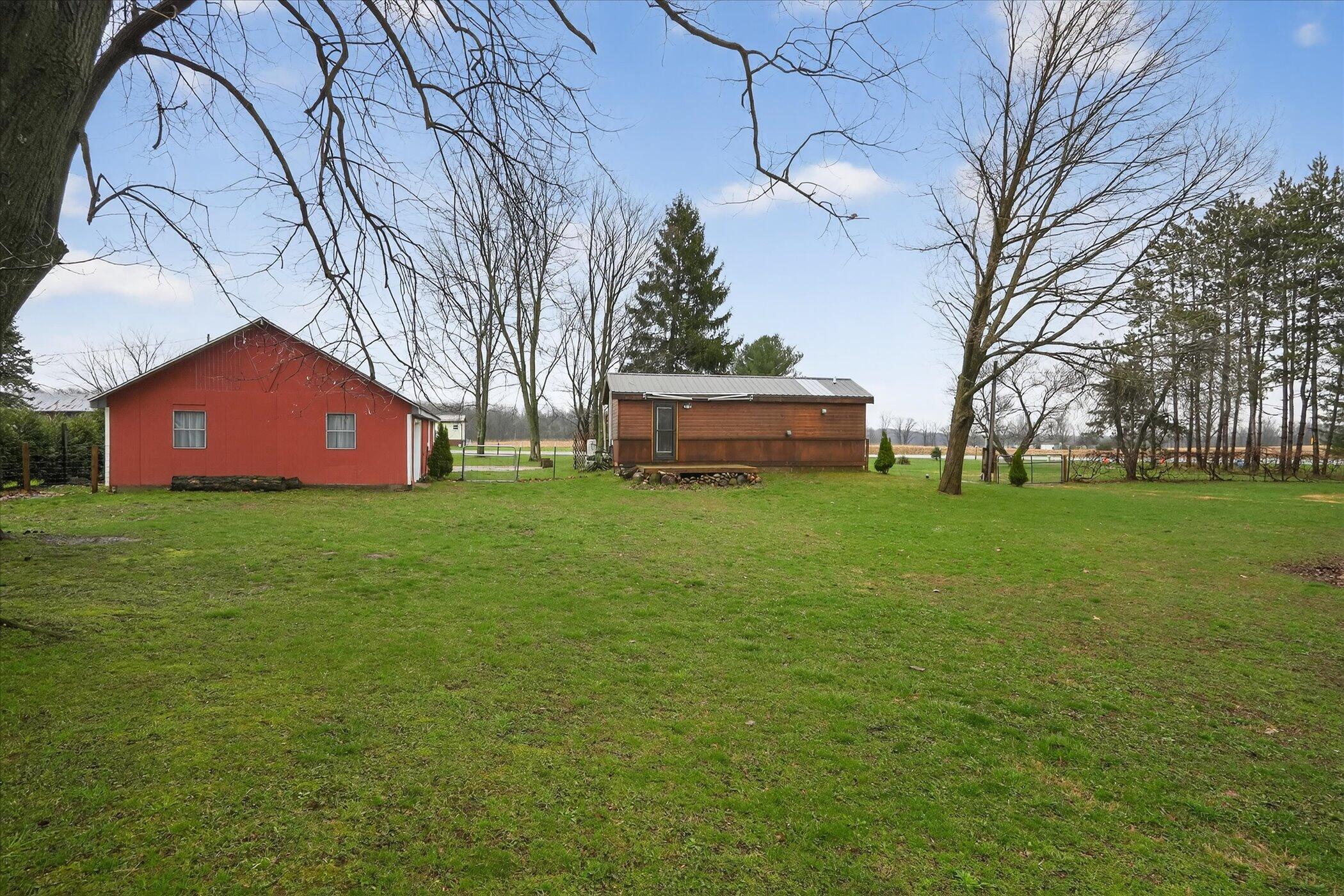 5135 11 MIle Road Burlington, MI 49029 - Photo 23 of 28 23-5135-11-MIle-Rd-WindowStill-Photograp