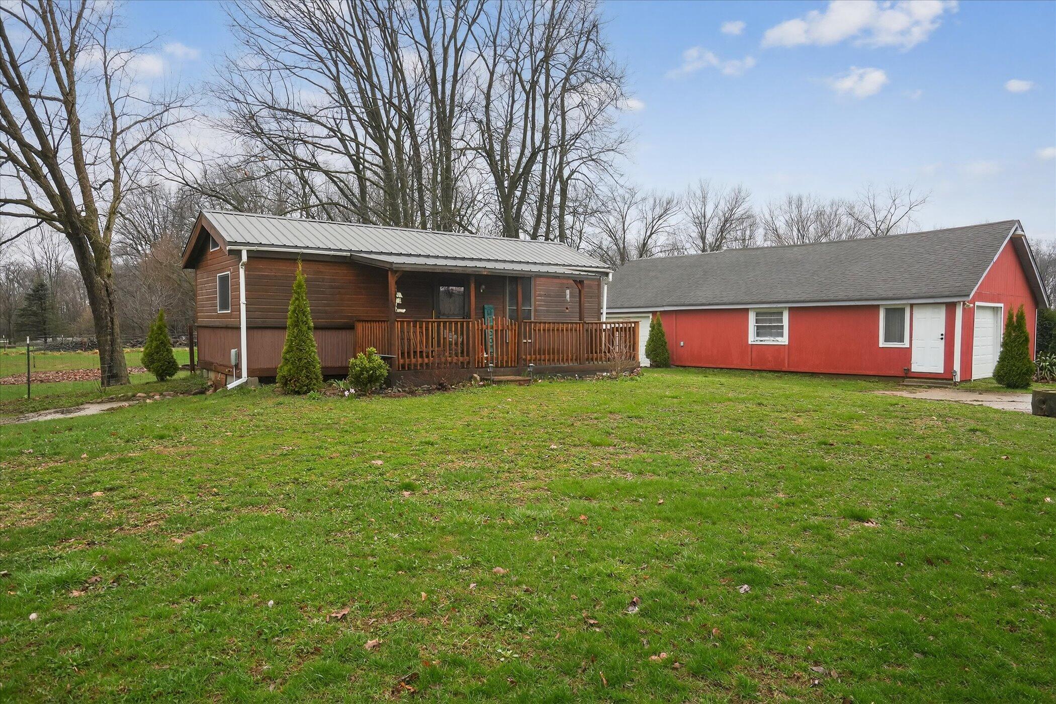 5135 11 MIle Road Burlington, MI 49029 - Photo 5 of 28 05-5135-11-MIle-Rd-WindowStill-Photograp