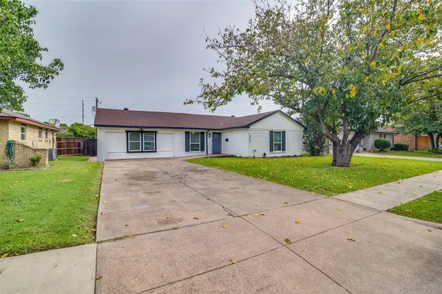 $295,000 | 2405 Whippoorwill Drive, Mesquite, TX 75149