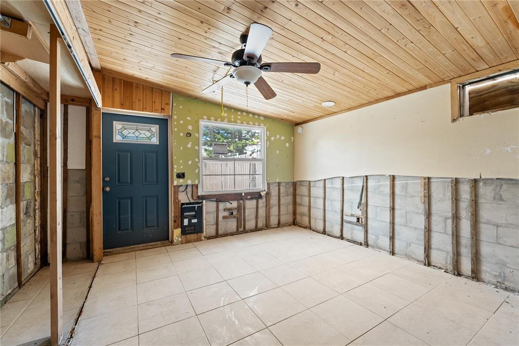 2600 1st Street Indian Rocks Beach, FL 33785 - Photo 7 of 40 a view of an entryway with a livingroom