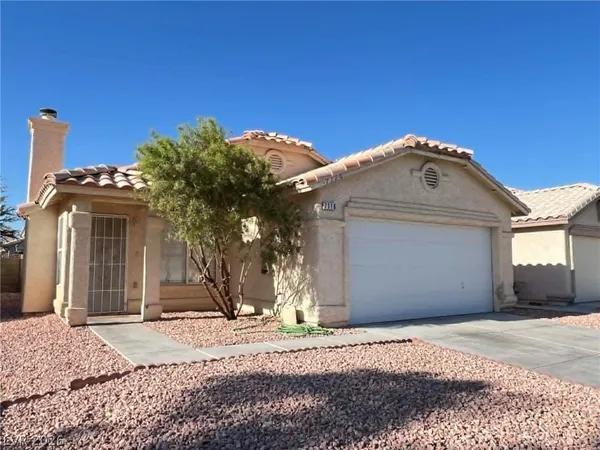 $2,095 | 7116 Old Village Avenue, Las Vegas, NV 89129