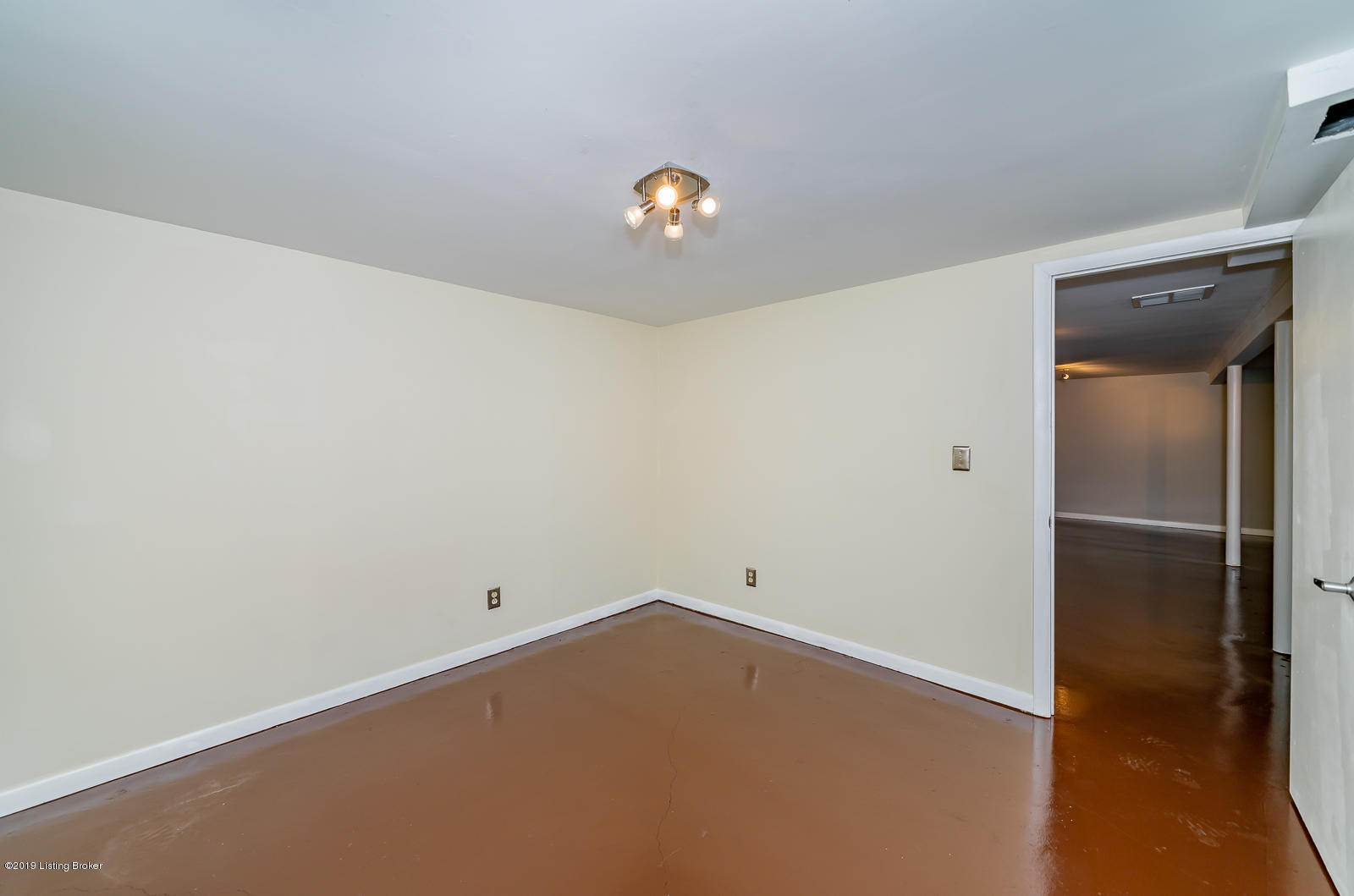 7706 Westbrook Road Louisville, KY 40258 - Photo 30 of 37 7706 Westbrook Rd L-25