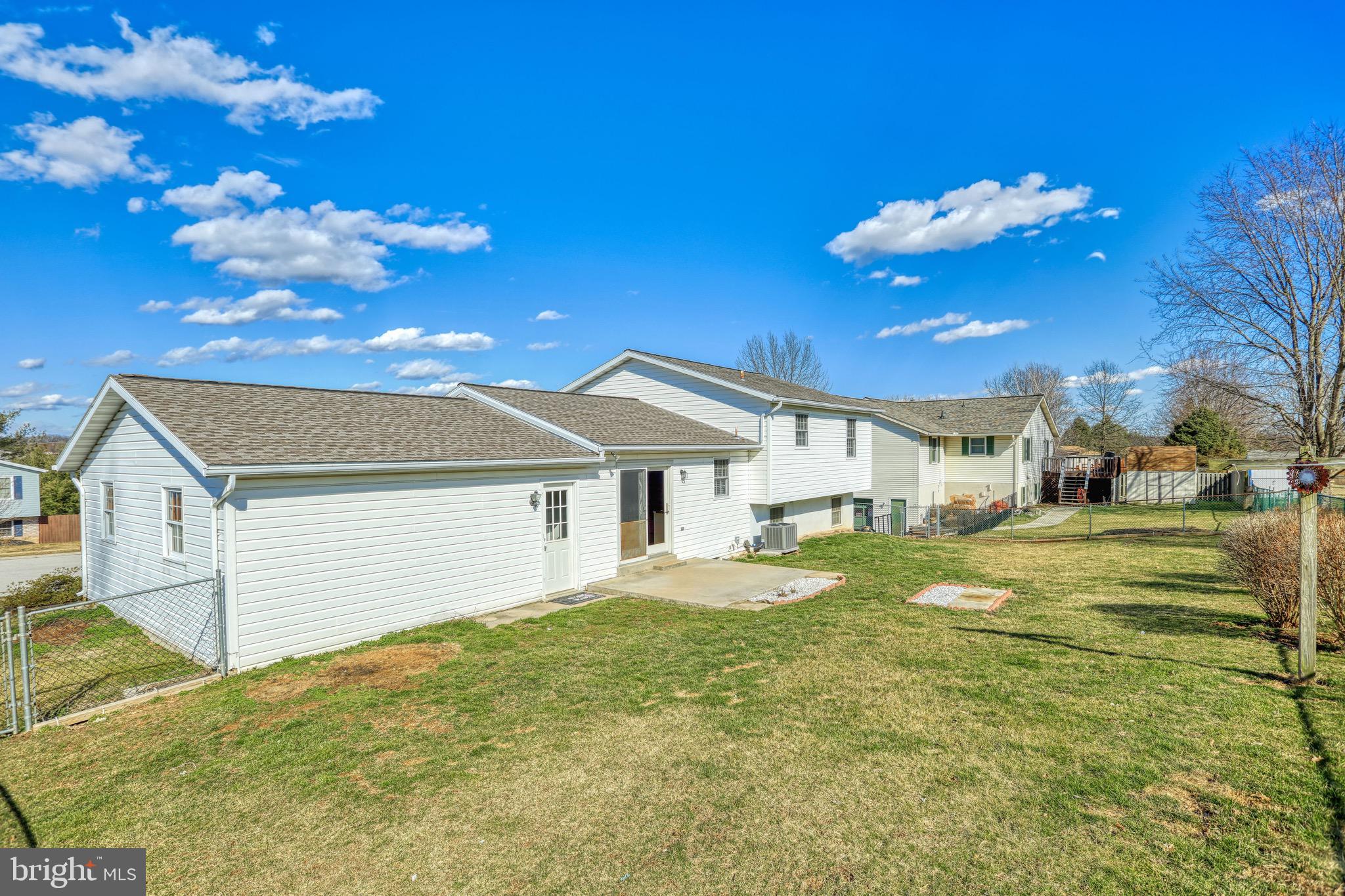 45 Allen Drive Hanover, PA 17331 - Photo 6 of 44 Gallery Image 6