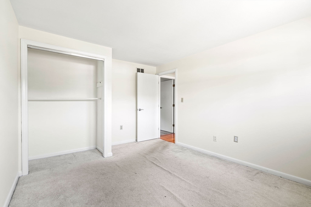 33 Heritage Road Billerica, MA 01821 - Photo 17 of 31 Gallery Image 17