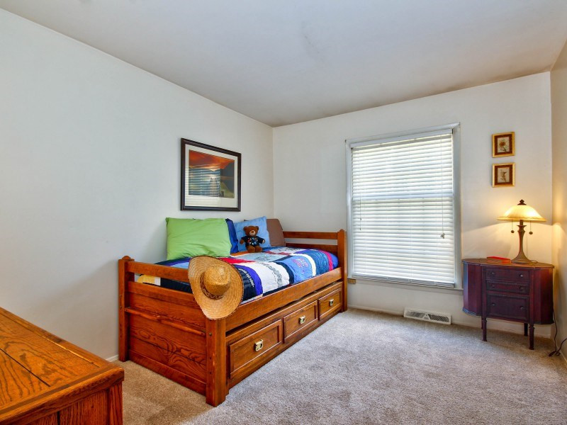 4801 Radcliff Road Raleigh, NC 27609 - Photo 13 of 25 Photo 13