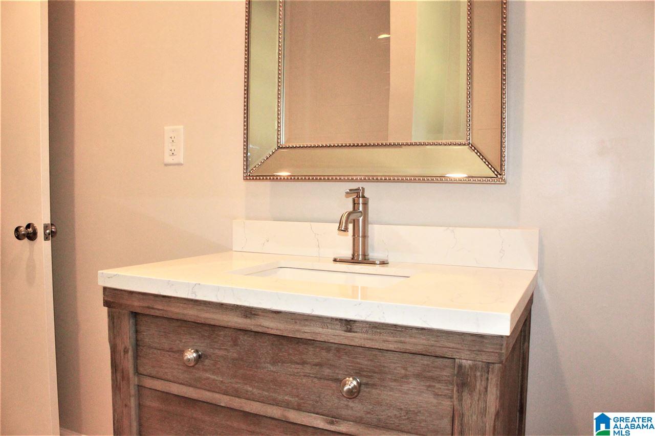 1213 Old Oak Road Birmingham, AL 35235 - Photo 9 of 15