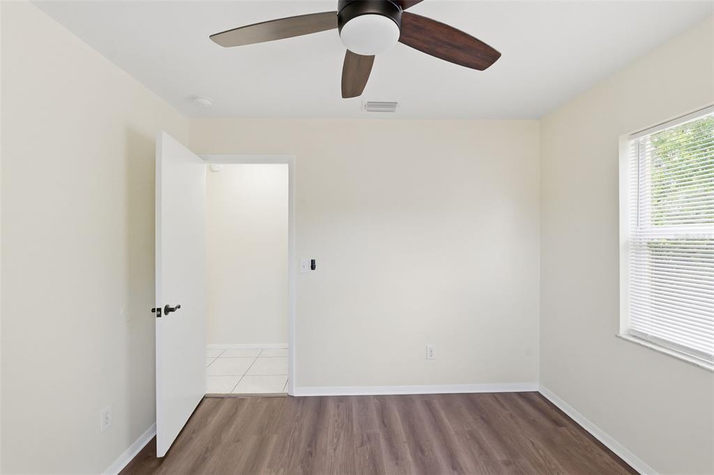 9707 Mary Avenue Tampa, FL 33612 - Photo 18 of 31