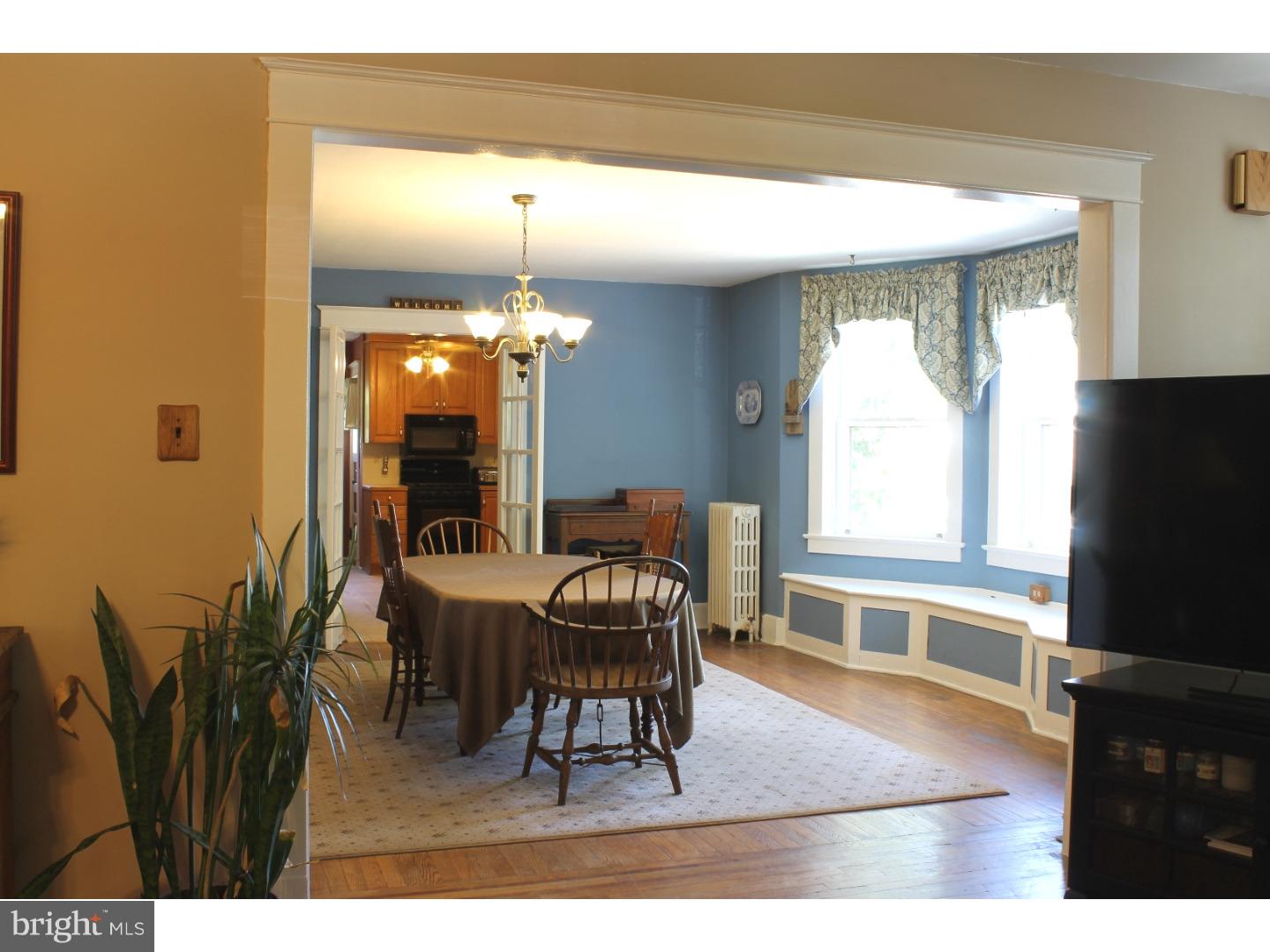 18 Mansion Road Springfield, PA 19064 - Photo 10 of 25 Dining Room