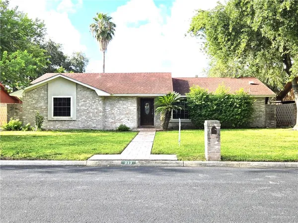 $1,700 | 313 Redbud Avenue, McAllen, TX 78504