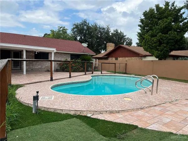 $1,700 | 313 Redbud Avenue, McAllen, TX 78504