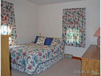 641 Royal Heights Road Belleville, IL 62226 - Photo 8 of 14 Gallery Image 8