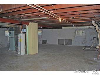641 Royal Heights Road Belleville, IL 62226 - Photo 10 of 14 Gallery Image 10