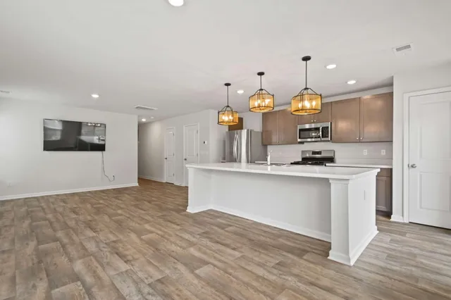 $2,200 | 111 Cozy Nest Way, Summerville, SC 29483