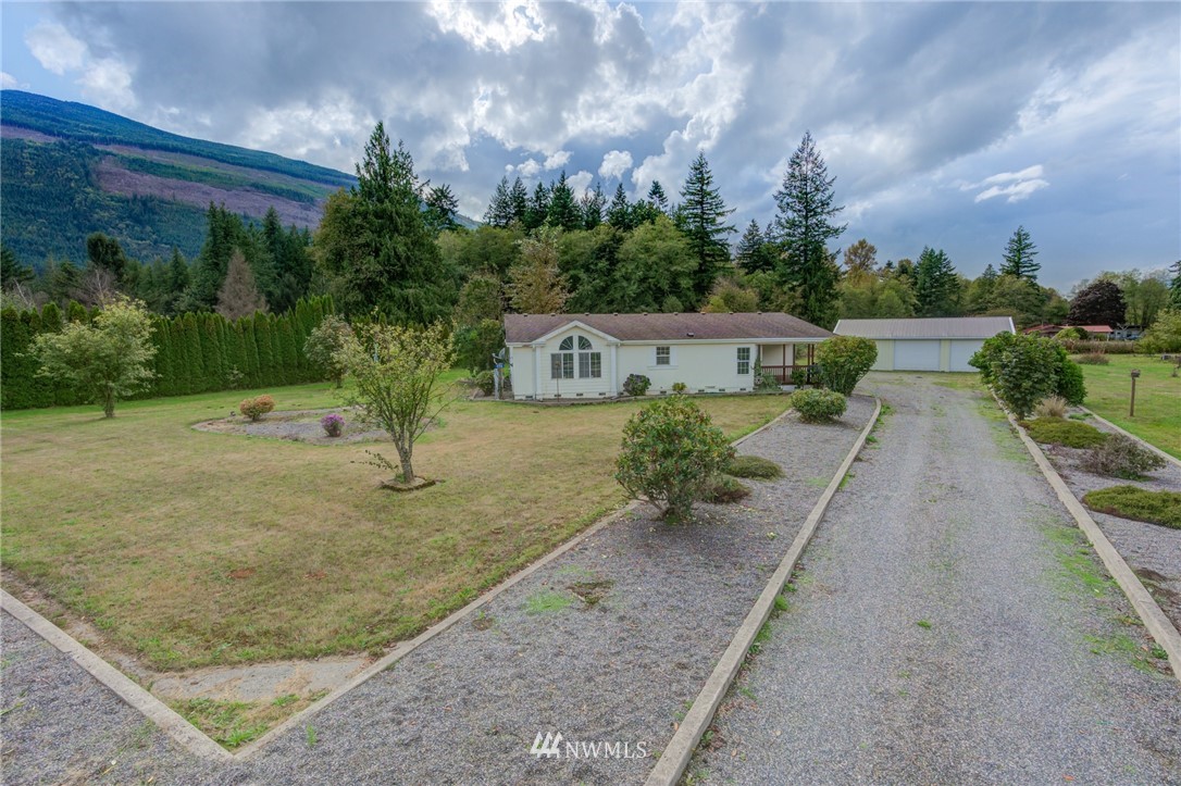 8356 Pinelli Road Sedro-Woolley, WA 98284 - Photo 1 of 24 Gallery Image 1