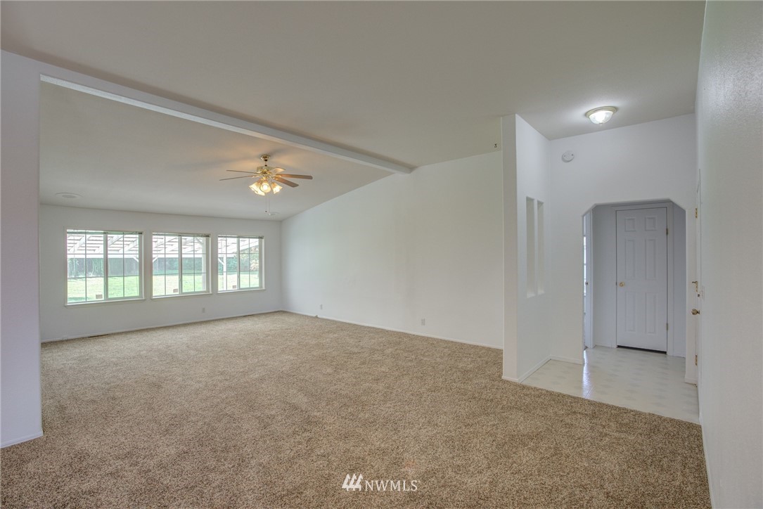 8356 Pinelli Road Sedro-Woolley, WA 98284 - Photo 4 of 24 Gallery Image 4
