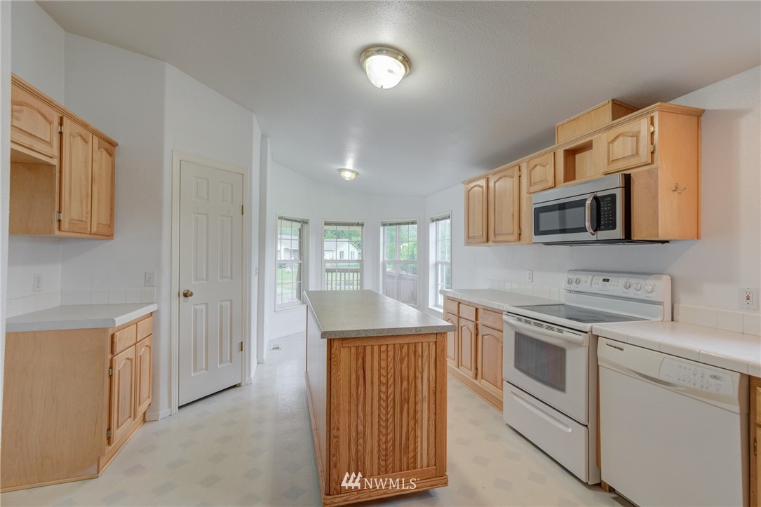 8356 Pinelli Road Sedro-Woolley, WA 98284 - Photo 7 of 24 Gallery Image 7