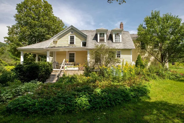 $439,500 | 120 Village Street, Dorset, VT 05253