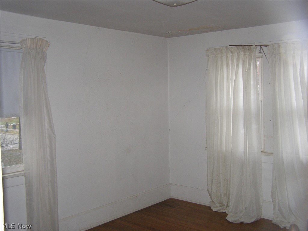 4547 Telhurst Road Cleveland, OH 44121 - Photo 13 of 25