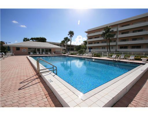 869 Via Cabana, Unit 2A Boca Raton, FL 33432 - Photo 3 of 16 Additional Photo