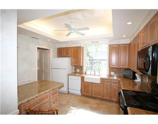 869 Via Cabana, Unit 2A Boca Raton, FL 33432 - Photo 6 of 16 Additional Photo