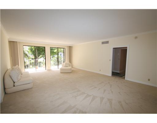869 Via Cabana, Unit 2A Boca Raton, FL 33432 - Photo 7 of 16 Additional Photo