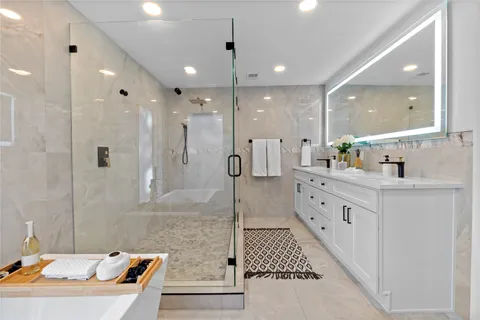 $1,099,000 | 6604 Lexington Road, Austin, TX 78757