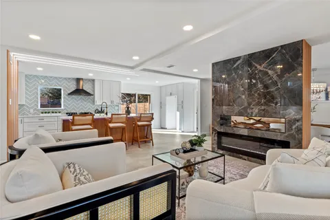 $1,099,000 | 6604 Lexington Road, Austin, TX 78757