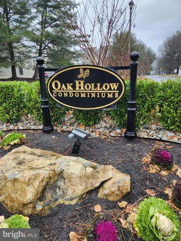 $1,950 | 5 Summit Court, Marlton, NJ 08053