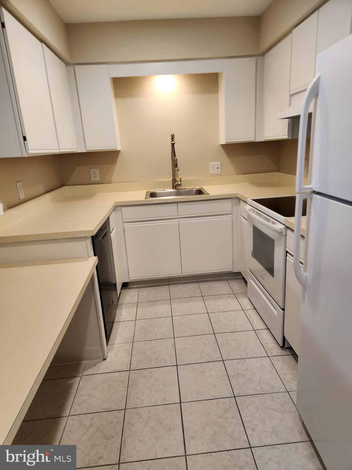 5 Summit Court Marlton, NJ 08053 - Photo 8 of 23