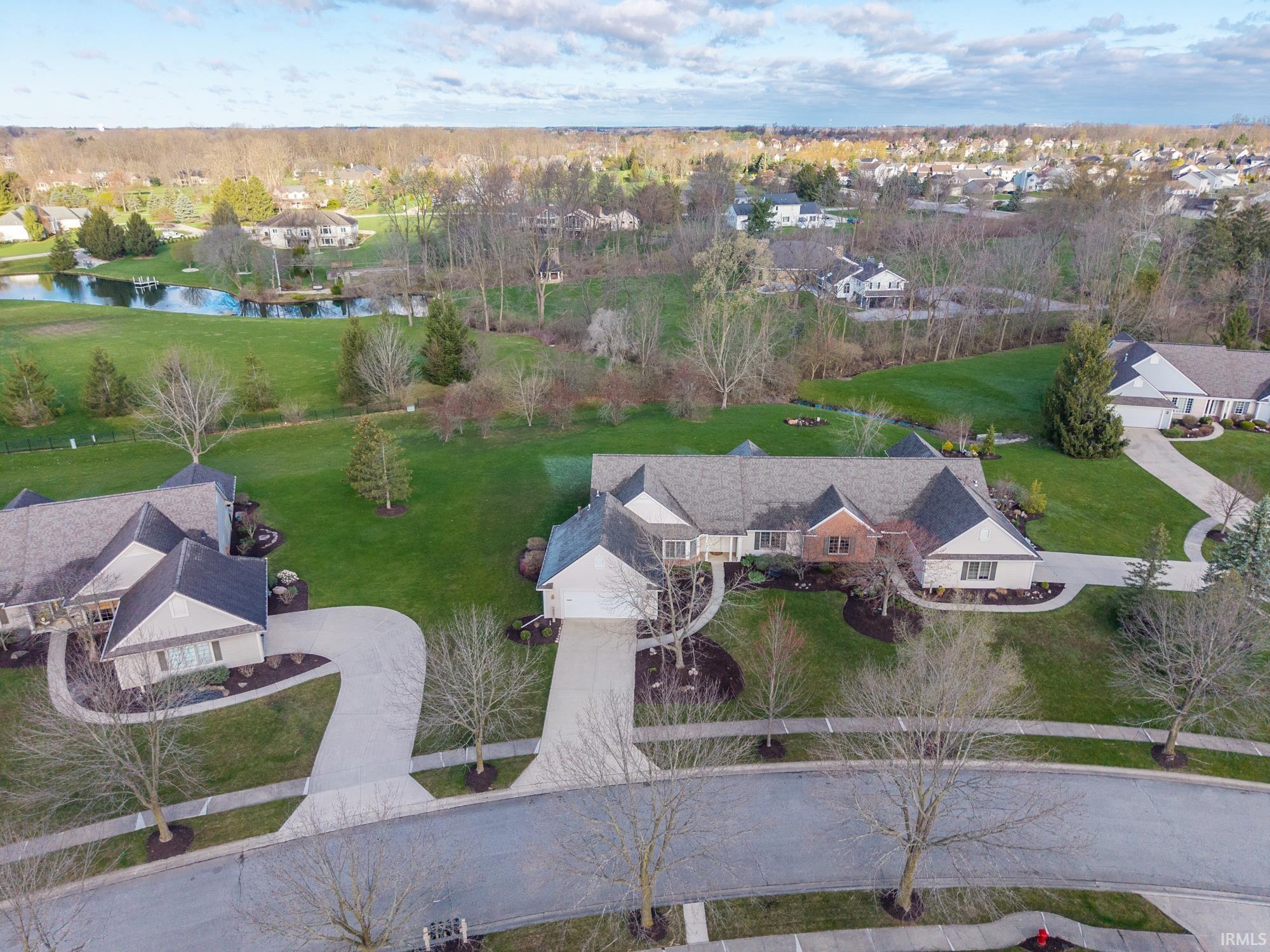 2832 Cunningham Drive Fort Wayne, IN 46804 - Photo 3 of 36