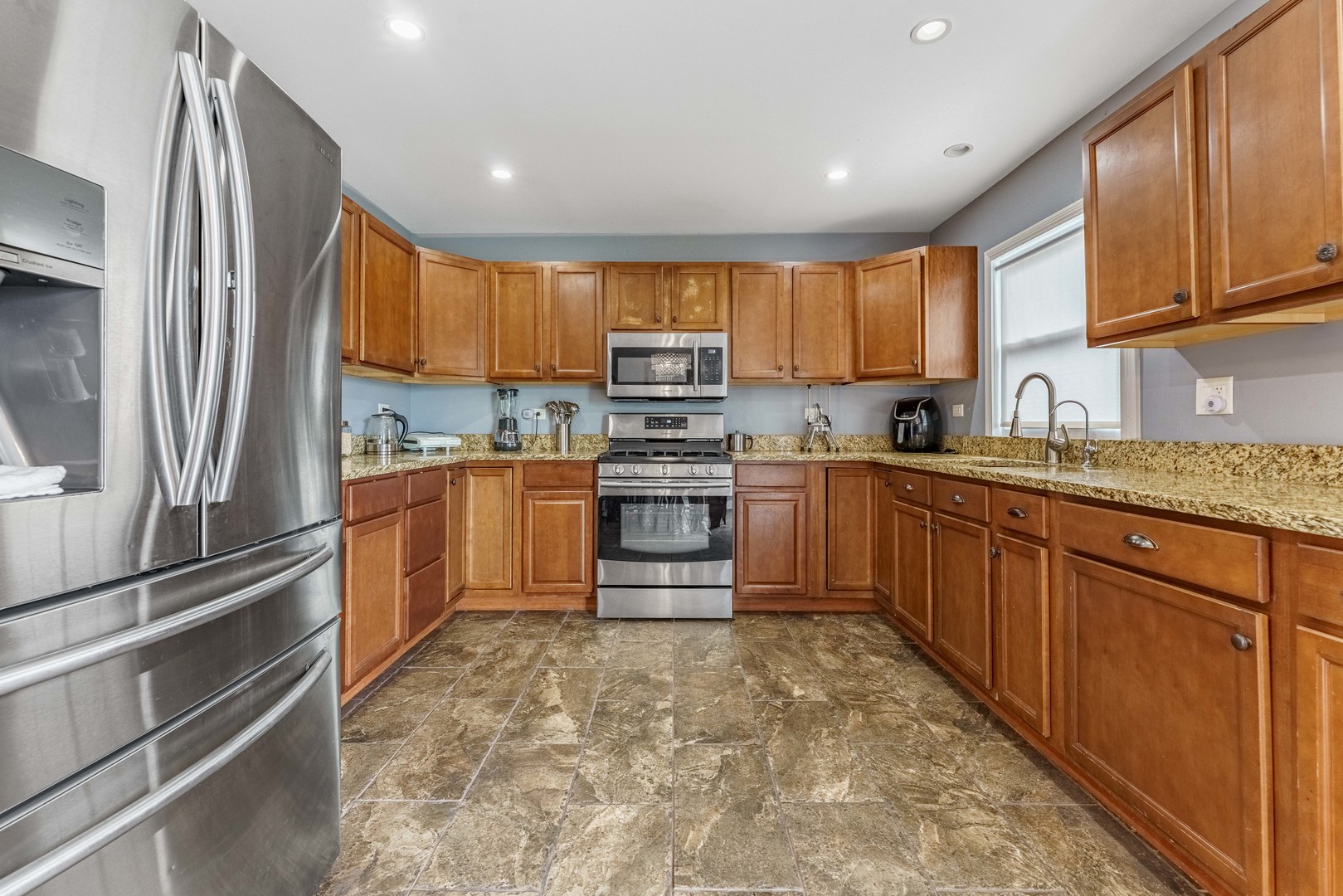 346 Eaton Avenue Romeoville, IL 60446 - Photo 10 of 30 Gallery Image 10