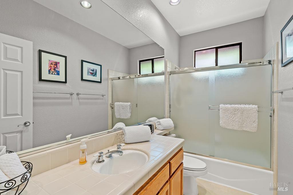 6287 Meadowbreeze Court Santa Rosa, CA 95409 - Photo 36 of 62