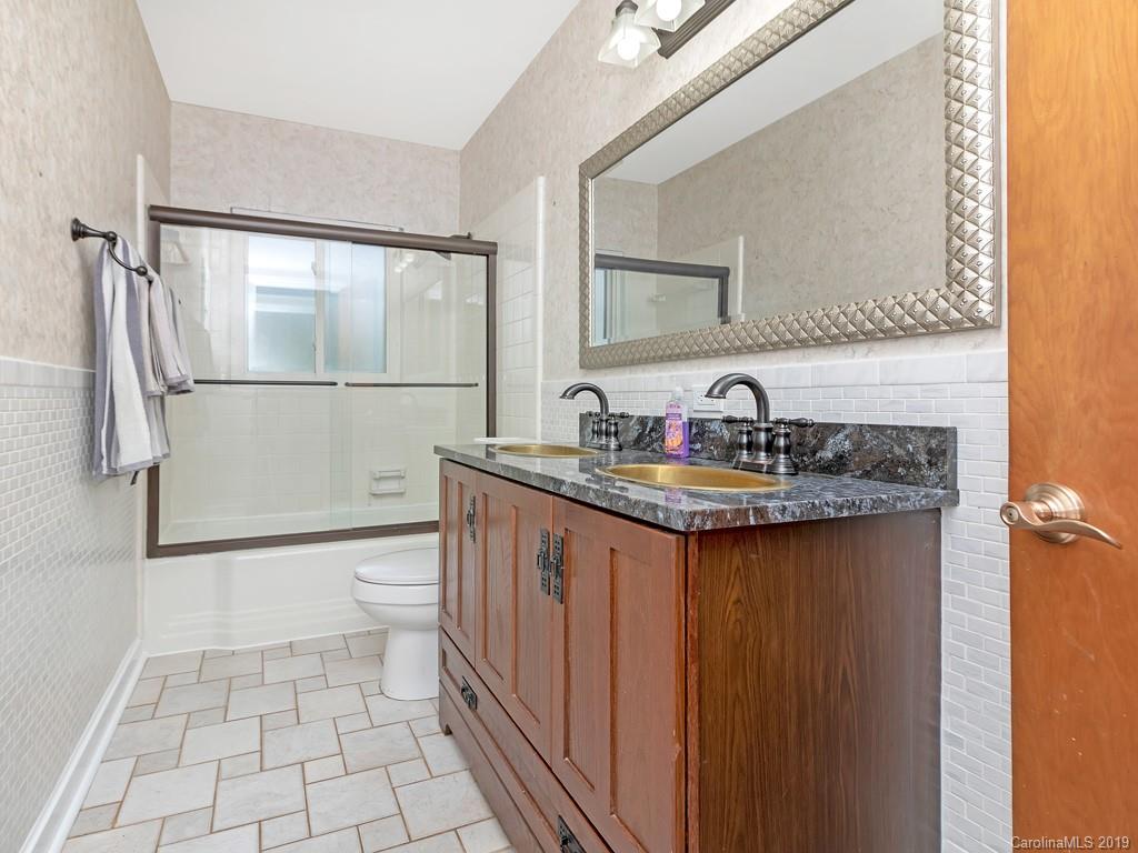 331 North Country Club Road Brevard, NC 28712 - Photo 29 of 47 Gallery Image 29